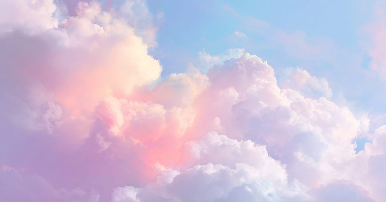Dreamy,Pastel,Sky,With,Clouds